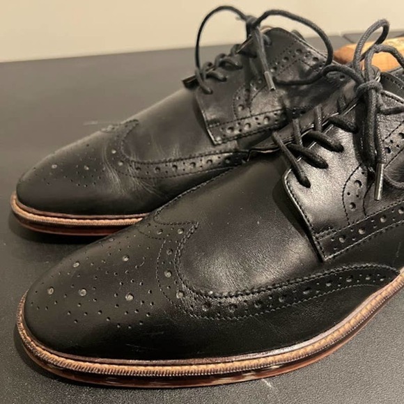Banana Republic Mens Black Italian Leather Dress Shoes Wingtip Oxfords Size 11M - Picture 8 of 11